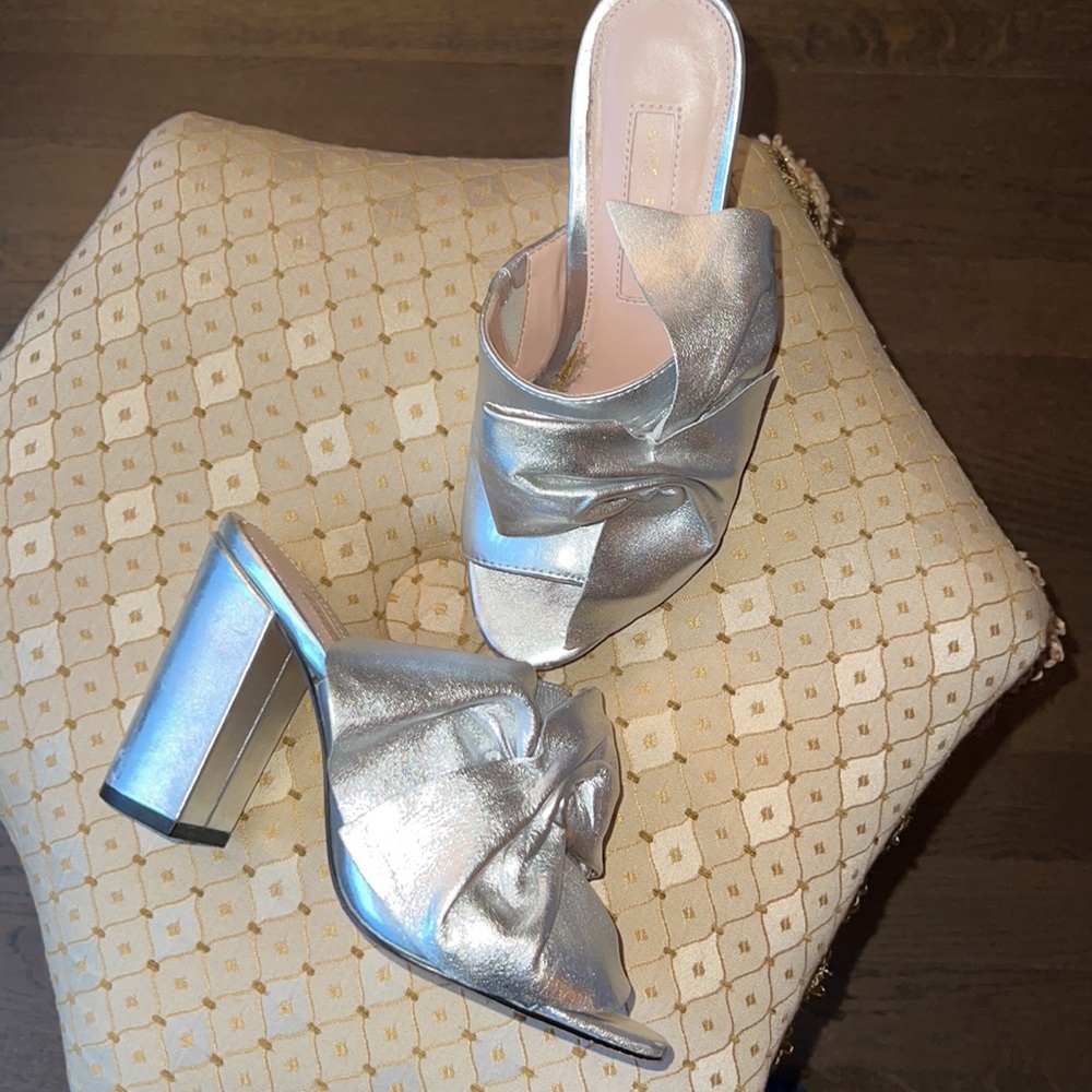 Avec Les Filles Marie Silver Mules with Bow